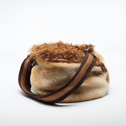 Grosse Bauchtasche mit Muff